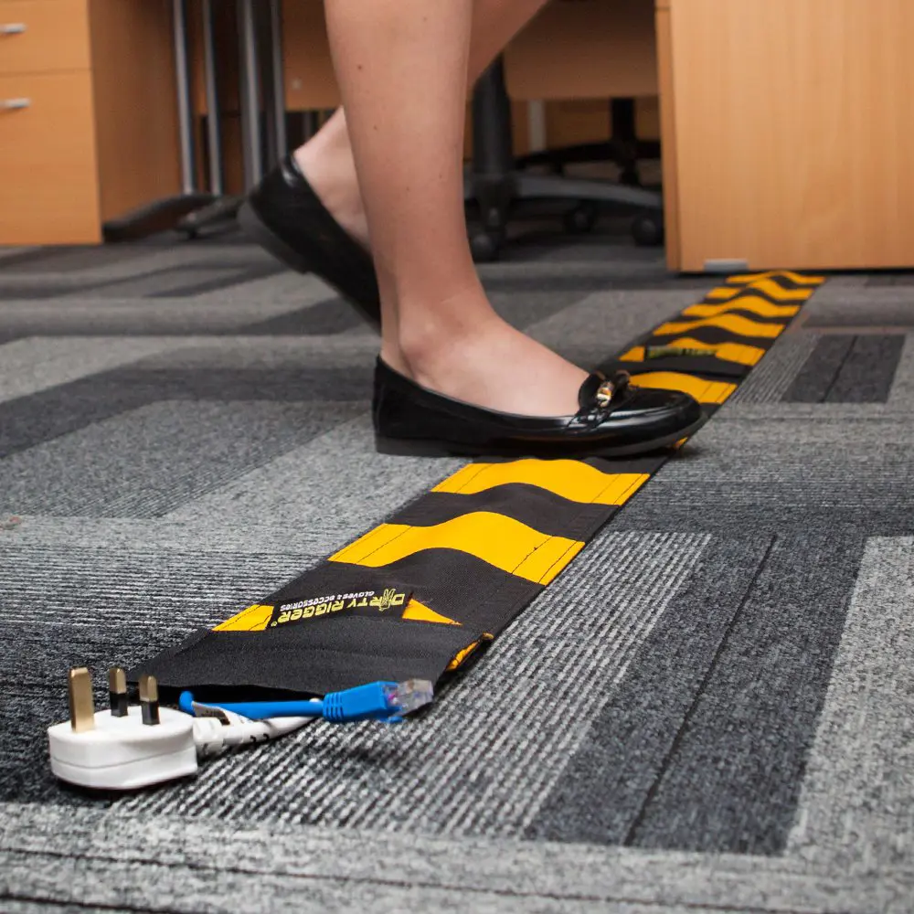 Dirty Rigger Carpet Crawler Cable Cover Black/Yellow – Bild 2